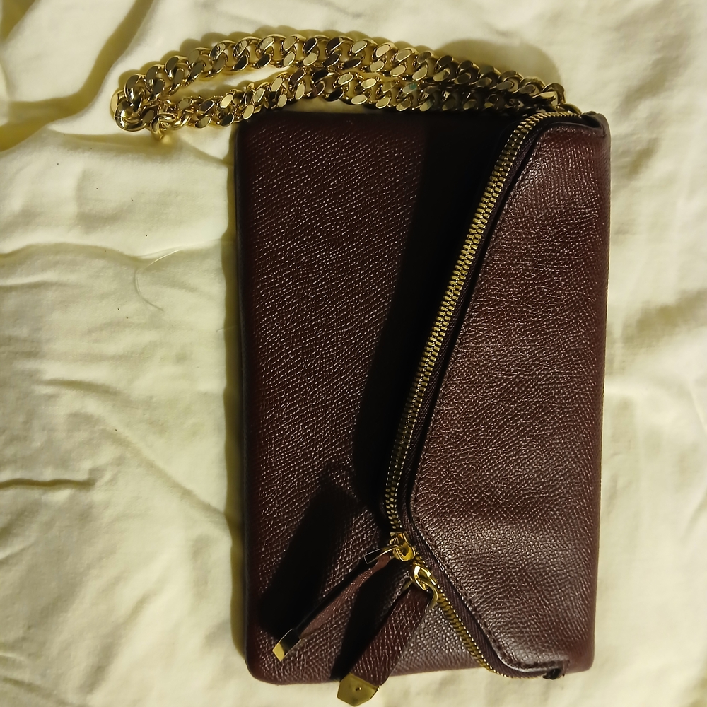 Henri Bendel Burgundy Leather Wristlet with Gold Chain